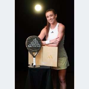 1224-PALA ADIDAS CROST IT LIGHT -EDT SERIES 3.4 2025 MARTITA ORTEGA